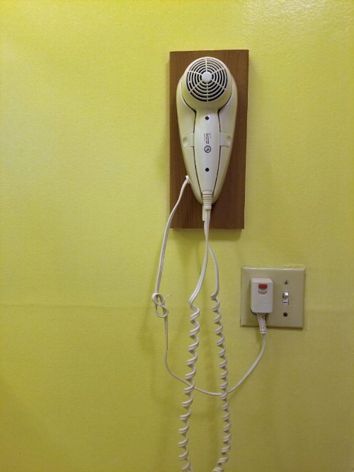 Regency Inn image 13